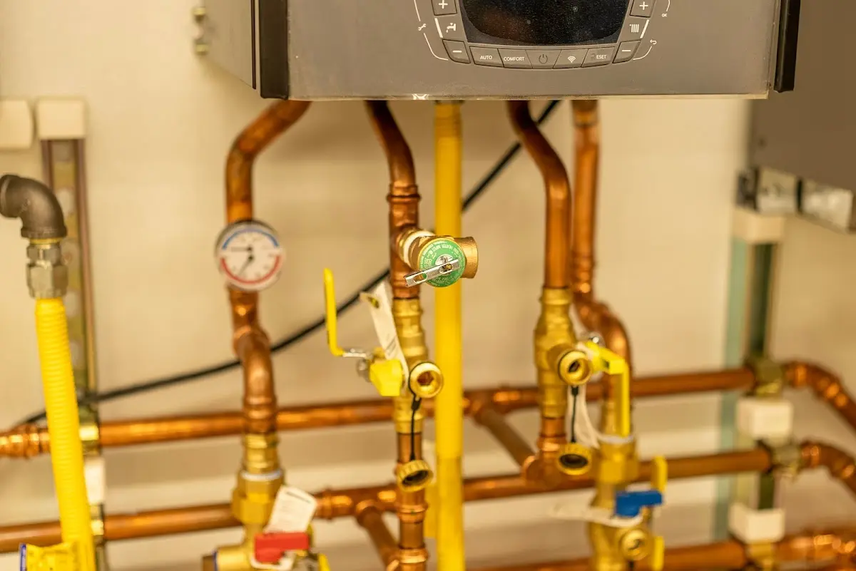 Licensed technician providing Emergency Plumbing for a homeowner in Georgetown